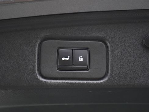 Used 2023 Nissan Pathfinder SL w/ SL Premium Package image 19