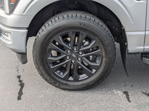 Used 2024 Ford F150 Lariat image 11