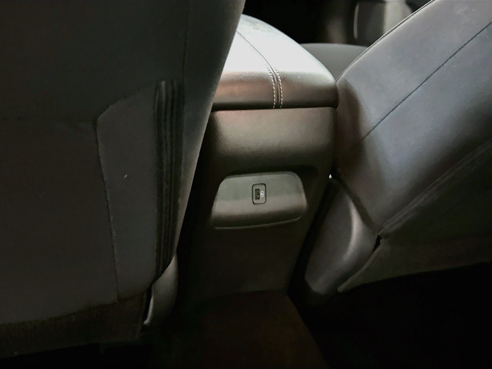 Used 2025 Nissan Sentra SV FWD image 27