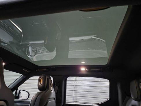 Used 2025 Rivian R1T Adventure image 25