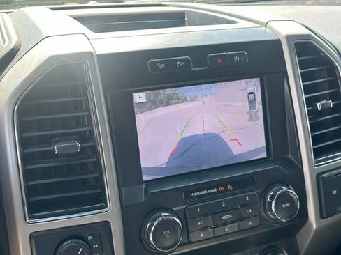 Used 2019 Ford F150 Lariat w/ FX4 Off-Road Package AWD/4WD image 28