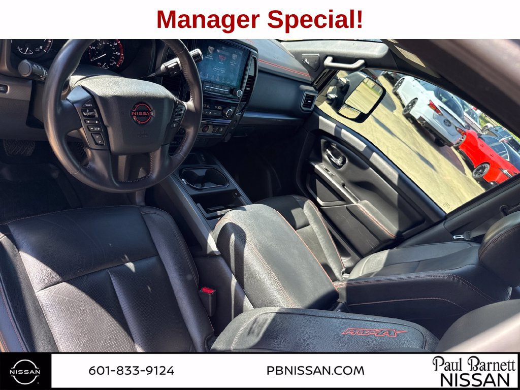 Used 2023 Nissan Titan PRO-4X w/ Pro-4x Convenience Package AWD/4WD image 19
