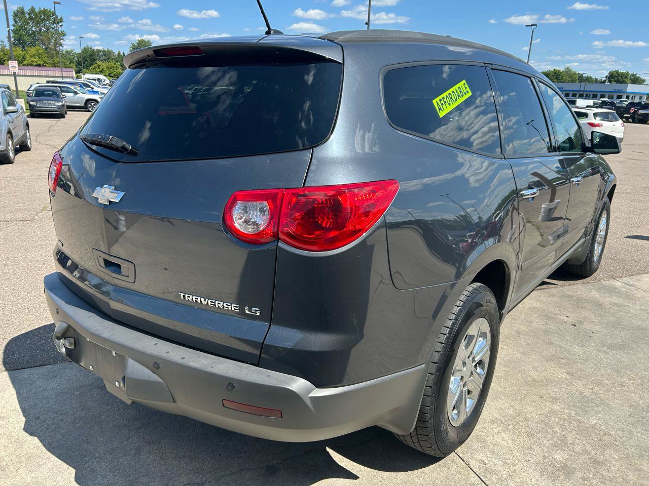 Used 2011 Chevrolet Traverse LS AWD/4WD image 5