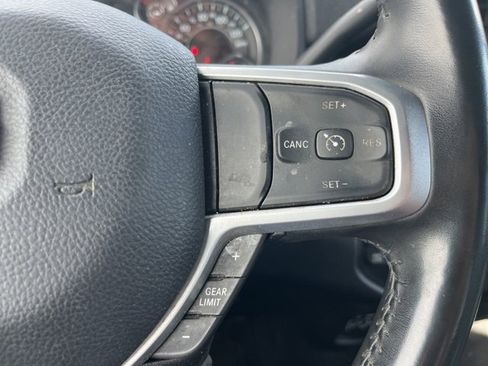 Used 2024 RAM 2500 Big Horn image 28