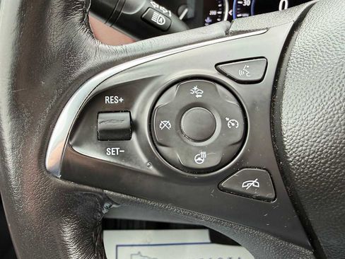 Used 2021 Buick Enclave Avenir w/ Avenir Technology Package image 16