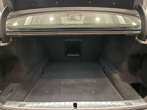 Certified 2022 BMW 750i xDrive w/ Executive Package image 27