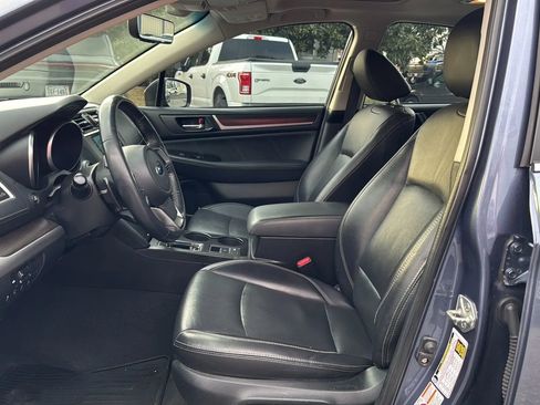 Used 2018 Subaru Legacy 3.6R Limited image 10