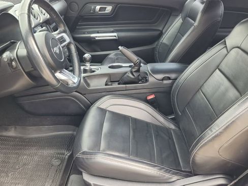 Used 2021 Ford Mustang GT Premium w/ Equipment Group 401A RWD image 9
