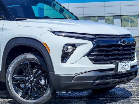 New 2026 Chevrolet TrailBlazer LT w/ Convenience Package AWD/4WD image 2