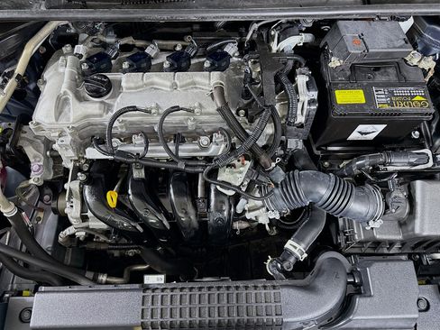 Used 2022 Toyota Corolla LE FWD image 38