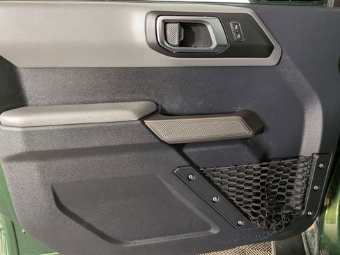 Used 2022 Ford Bronco Black Diamond image 15