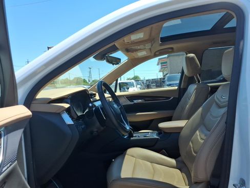 Certified 2024 Cadillac XT6 Sport w/ Platinum Package AWD/4WD image 24