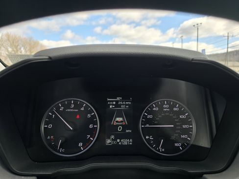 Used 2024 Subaru Crosstrek 2.0i Premium image 19