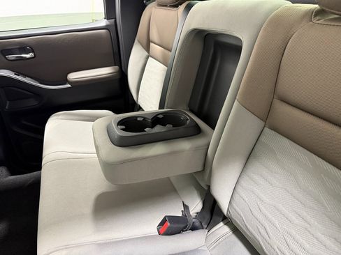 Used 2023 Nissan Frontier SV w/ SV Convenience Package image 43