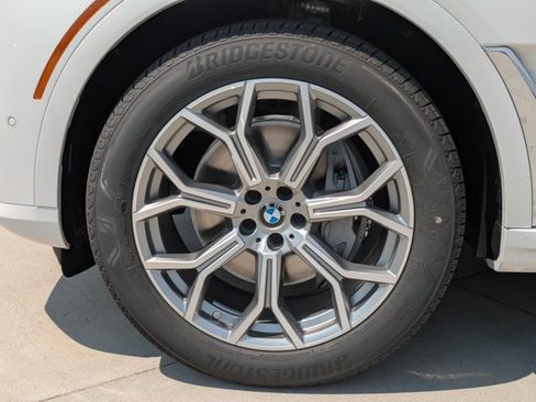 New 2027 BMW X7 xDrive40i AWD/4WD image 10