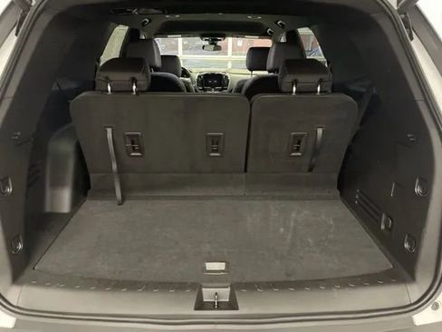 Used 2023 Chevrolet Traverse LT AWD/4WD image 14