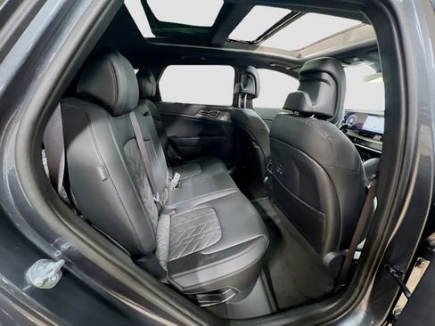 Certified 2025 Kia Sportage X-Line Prestige image 29