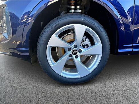 New 2025 Audi Q5 Premium Plus image 13