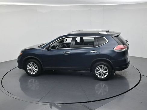 Used 2016 Nissan Rogue SV AWD/4WD image 45