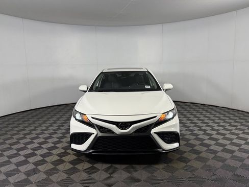 Used 2023 Toyota Camry SE w/ Convenience Package FWD image 5