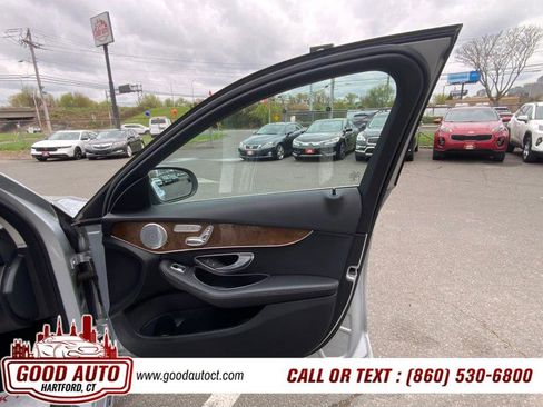 Used 2017 Mercedes-Benz C 300 4MATIC Sedan image 13