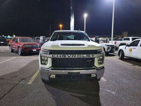 Used 2023 Chevrolet Silverado 2500 LT w/ Convenience Package image 2