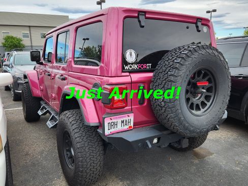 Used 2021 Jeep Wrangler Unlimited Sahara AWD/4WD image 4