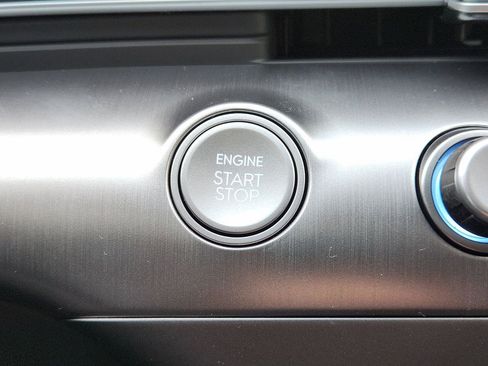 New 2026 Hyundai Kona SE AWD/4WD image 16