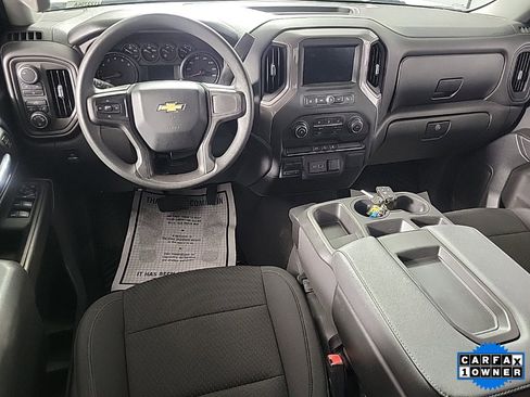 Certified 2021 Chevrolet Silverado 2500 Custom w/ Custom Convenience Package image 2