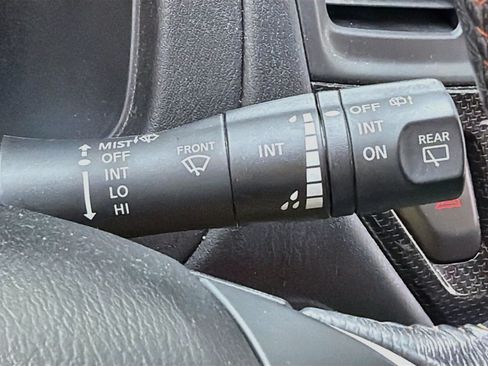 Used 2019 Nissan Pathfinder SL FWD image 24