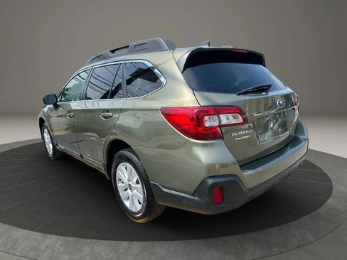 Used 2018 Subaru Outback 2.5i Premium AWD/4WD image 7
