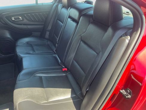 Used 2015 Ford Taurus Limited FWD image 13