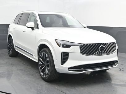 New 2026 Volvo XC90 B5 Plus