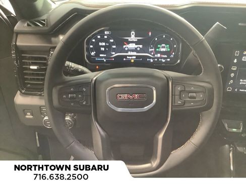 Used 2025 GMC Sierra 2500 AT4 w/ AT4 Premium Plus Package image 7