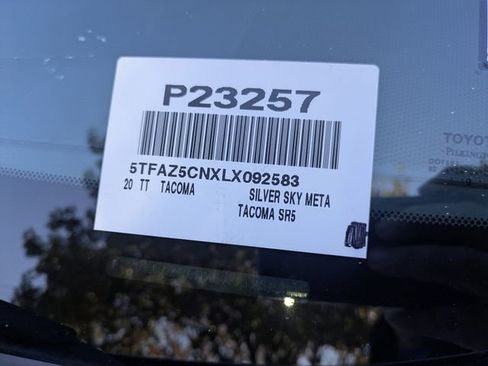 Used 2020 Toyota Tacoma SR5 image 33