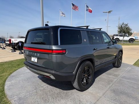 Used 2023 Rivian R1S Adventure image 6