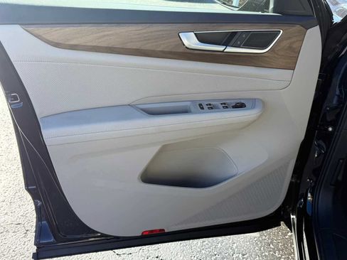 New 2026 Volkswagen Atlas SE AWD/4WD image 5