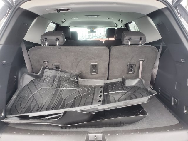 Certified 2021 Chevrolet Traverse LT FWD image 12