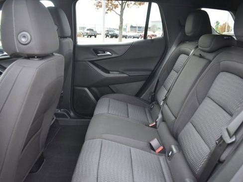 New 2026 Chevrolet Equinox LT image 14