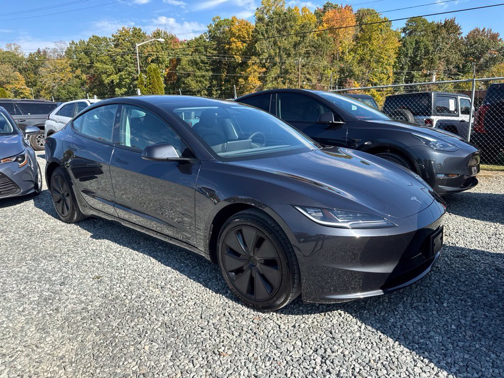 Used 2025 Tesla Model 3 Long Range RWD image 2