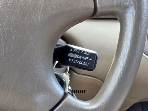Used 2004 Toyota Camry FWD image 24