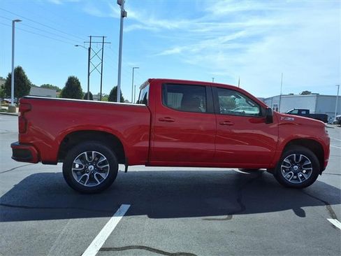 Used 2021 Chevrolet Silverado 1500 RST image 33