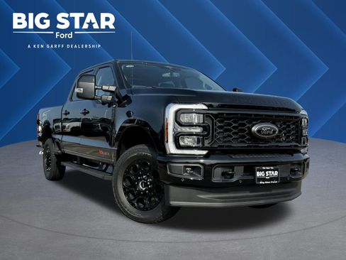New 2026 Ford F250 Lariat w/ Black Appearance Package AWD/4WD image 1