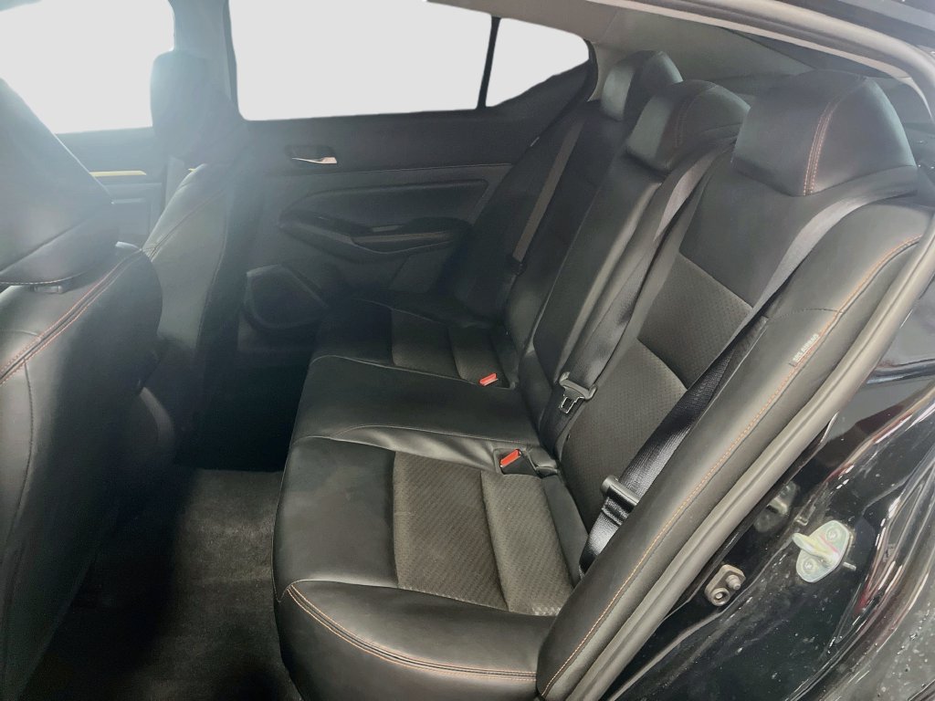 Used 2025 Nissan Altima 2.5 SR FWD image 23