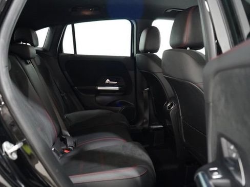 Used 2022 Mercedes-Benz GLA 250 4MATIC image 36