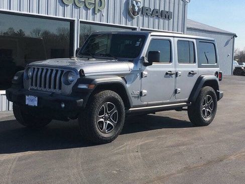 Used 2018 Jeep Wrangler Unlimited Sport S image 7
