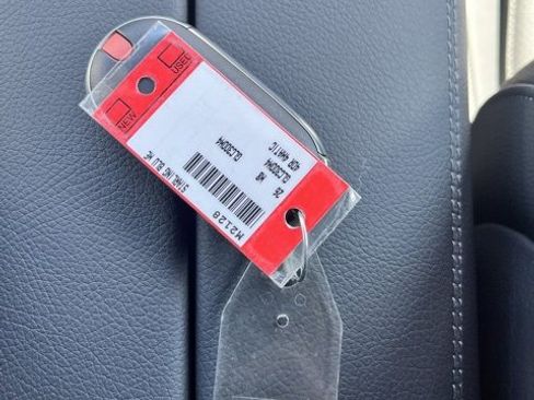 New 2026 Mercedes-Benz GLC 300 4MATIC image 26