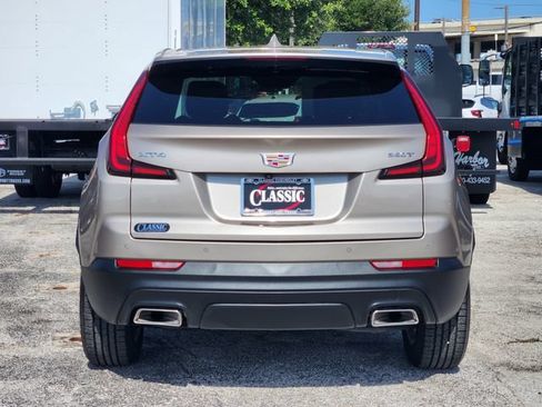 Used 2023 Cadillac XT4 Luxury FWD image 6