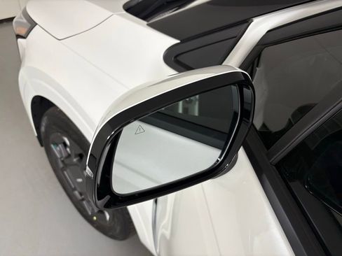 New 2026 Kia Carnival EX image 13