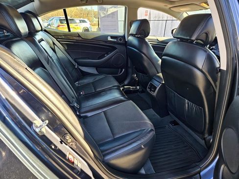 Used 2014 Kia Cadenza Premium w/ Luxury Package image 16